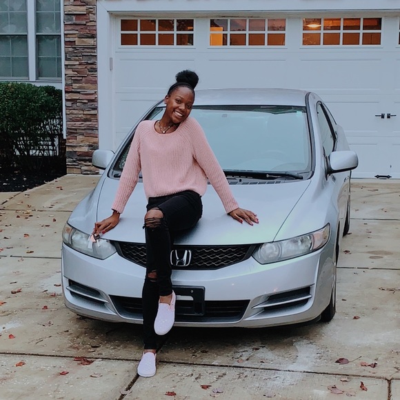 Meet your Posher, Jasmine - Picture 1 of 1